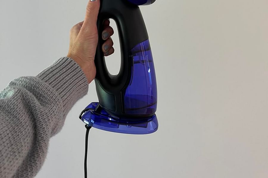 iSteam Steamer for Clothes image