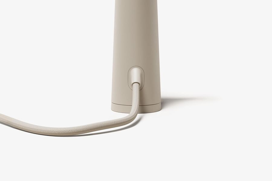 travel steamer water tank capacity